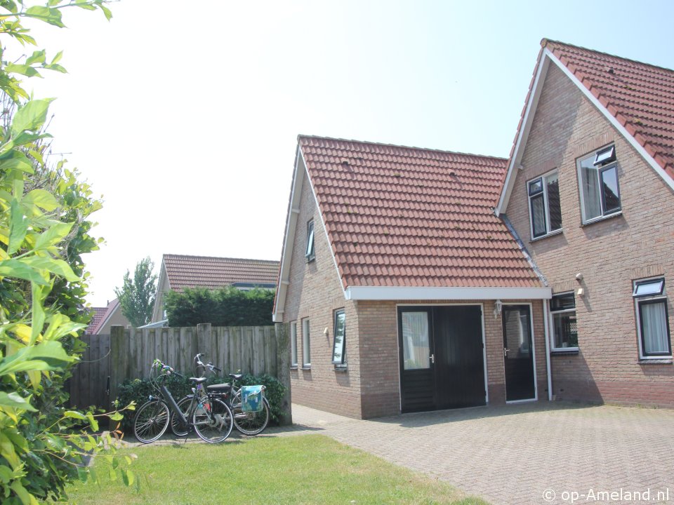 Noordwal 9, Apartment on Ameland