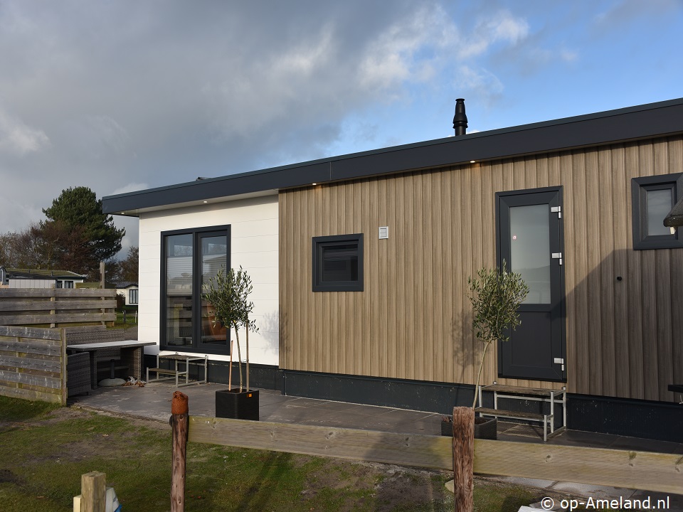 Helmgras (Klein Vaarwater), Chalets on Ameland