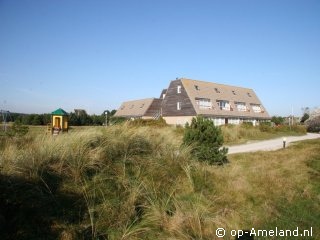 Uitwaaien (Vleijenhof 20), Buren on Ameland