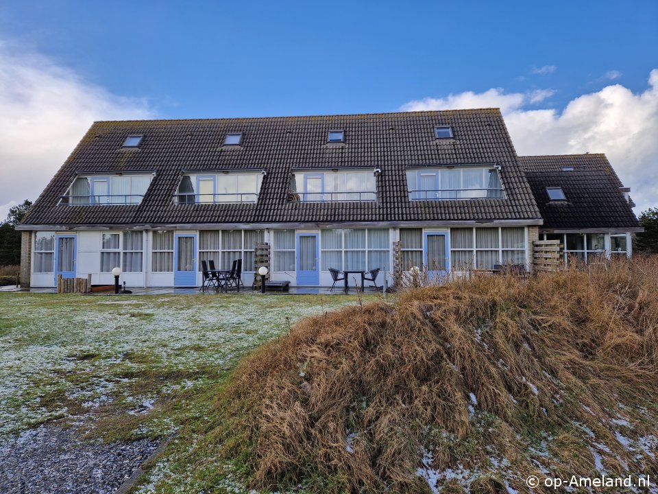 Vleijenhof 11, Holiday home on Ameland for 4 persons