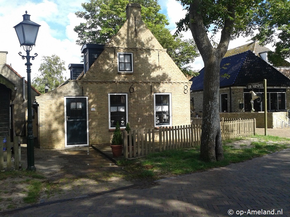 Anno 1618, Holiday home on Ameland for 4 persons