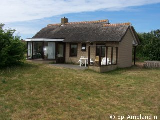 `t Beaken, Holiday home on Ameland for 4 persons