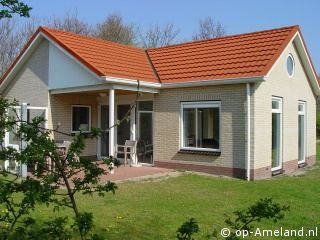 Mees (Hollum), Holiday home on Ameland for 6 persons