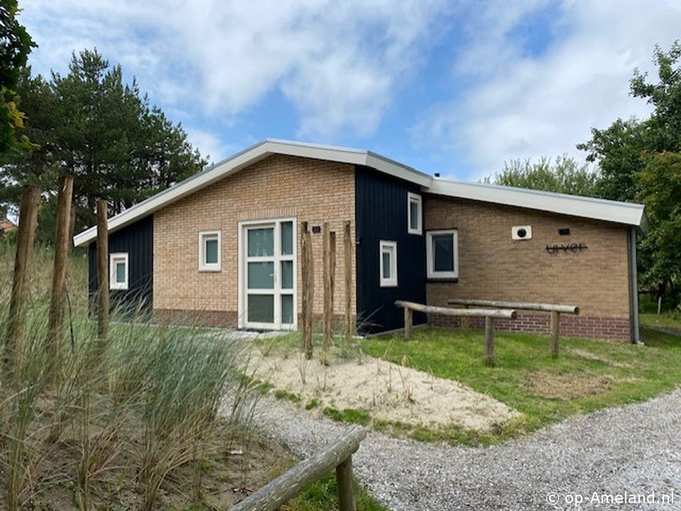 Uiver, Holiday cottages with sauna on Ameland